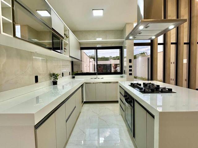 #4 - Casa para Venda em Fortaleza - CE