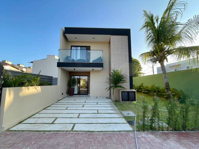 #7 - Casa em condomínio para Venda em Fortaleza - CE